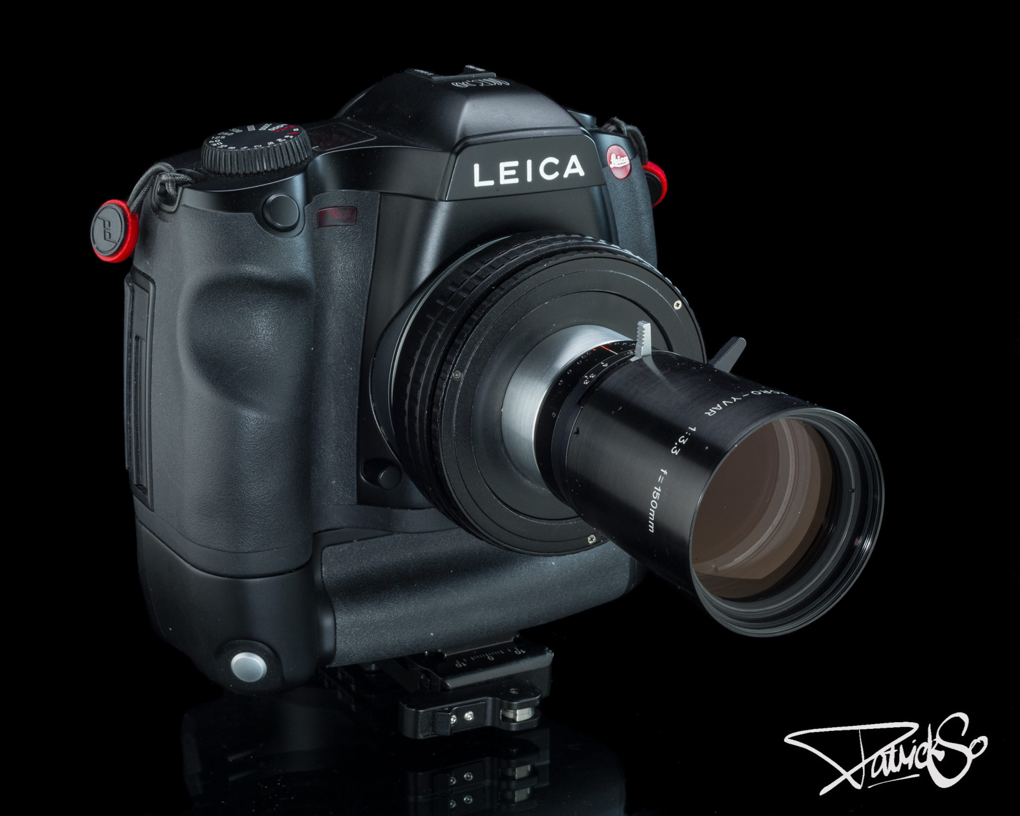 Leitz Leicina macro Cinegon 10mm F1,8. It's a S8mm lens on