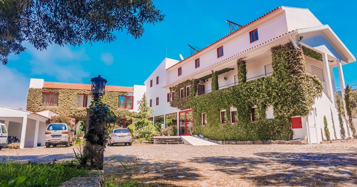 aldeamento-turistico-do-camarido-home