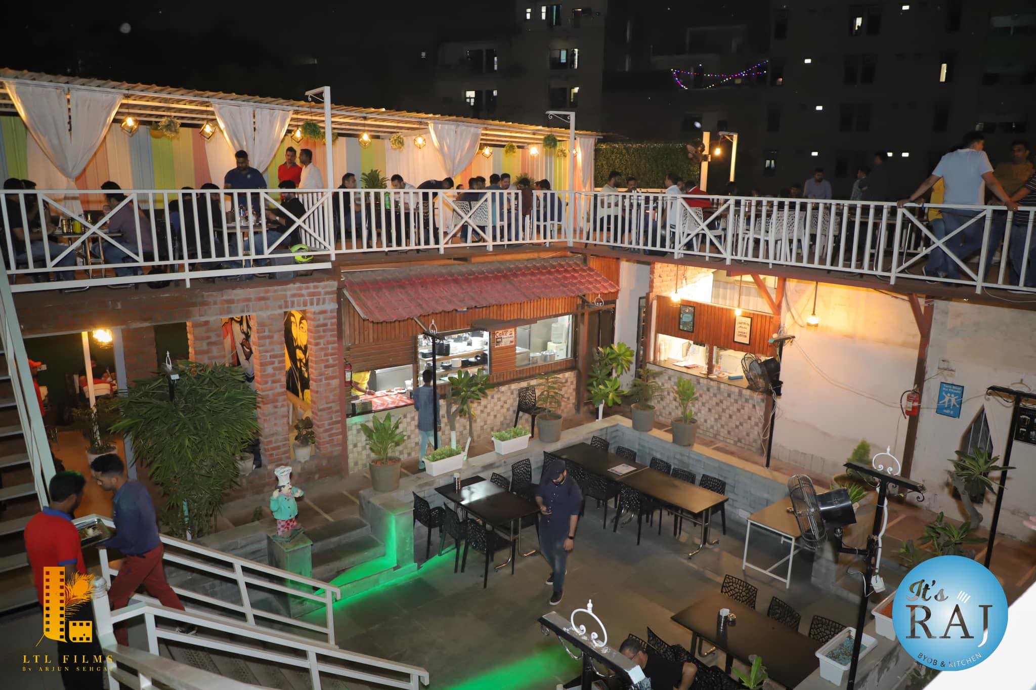 Raj restaurant bar and lounge | Gurugram