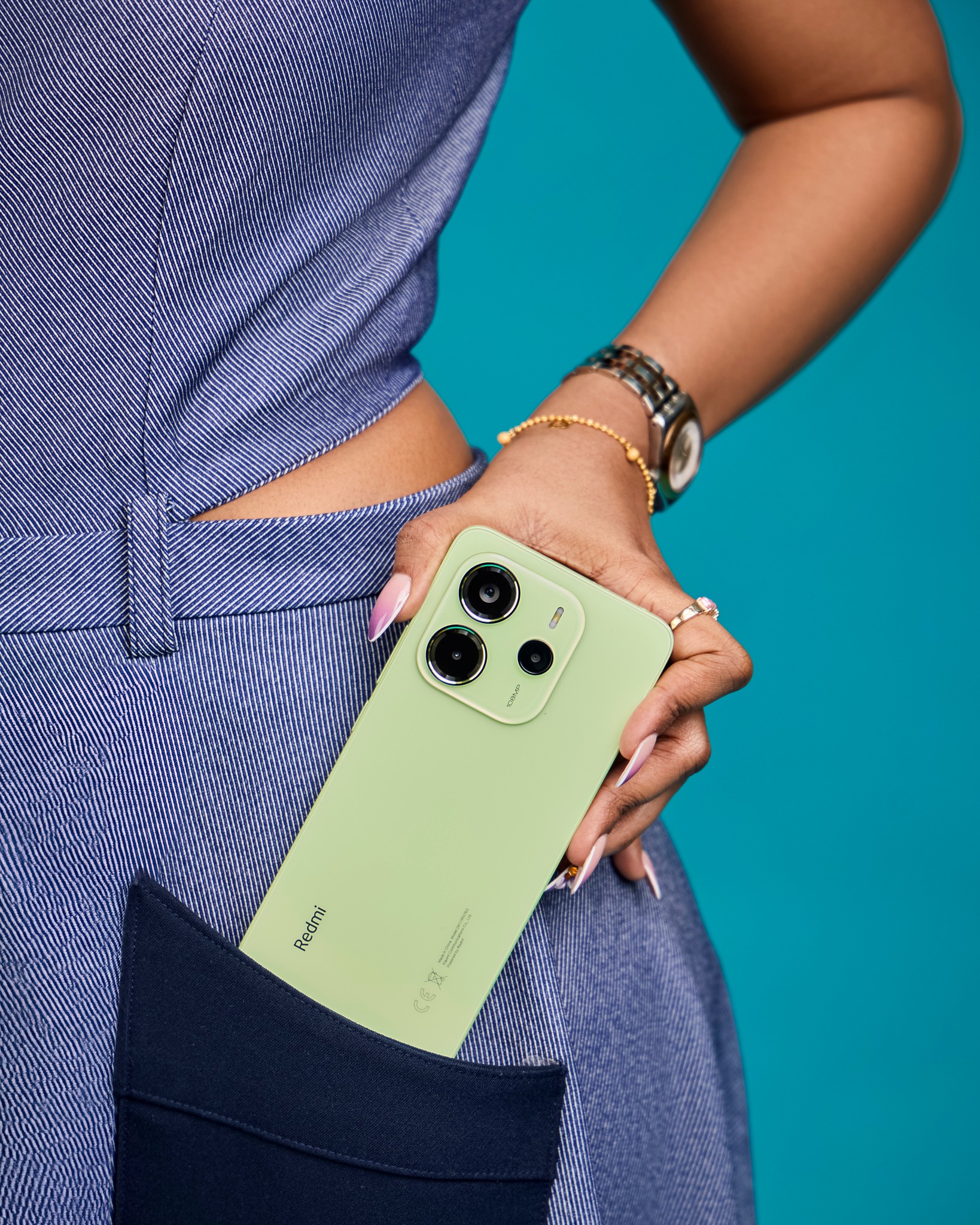 Lime green never looked this good!💚Brighten your month of love