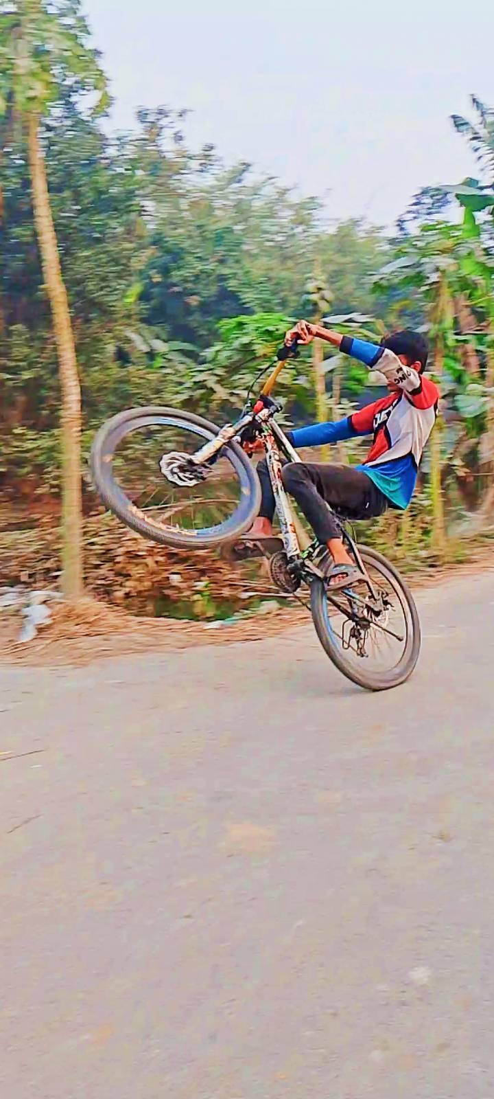 😲😱👀👍 #viralreelschallenge #highlightseveryone #fightcoronavirus #আগুন ...