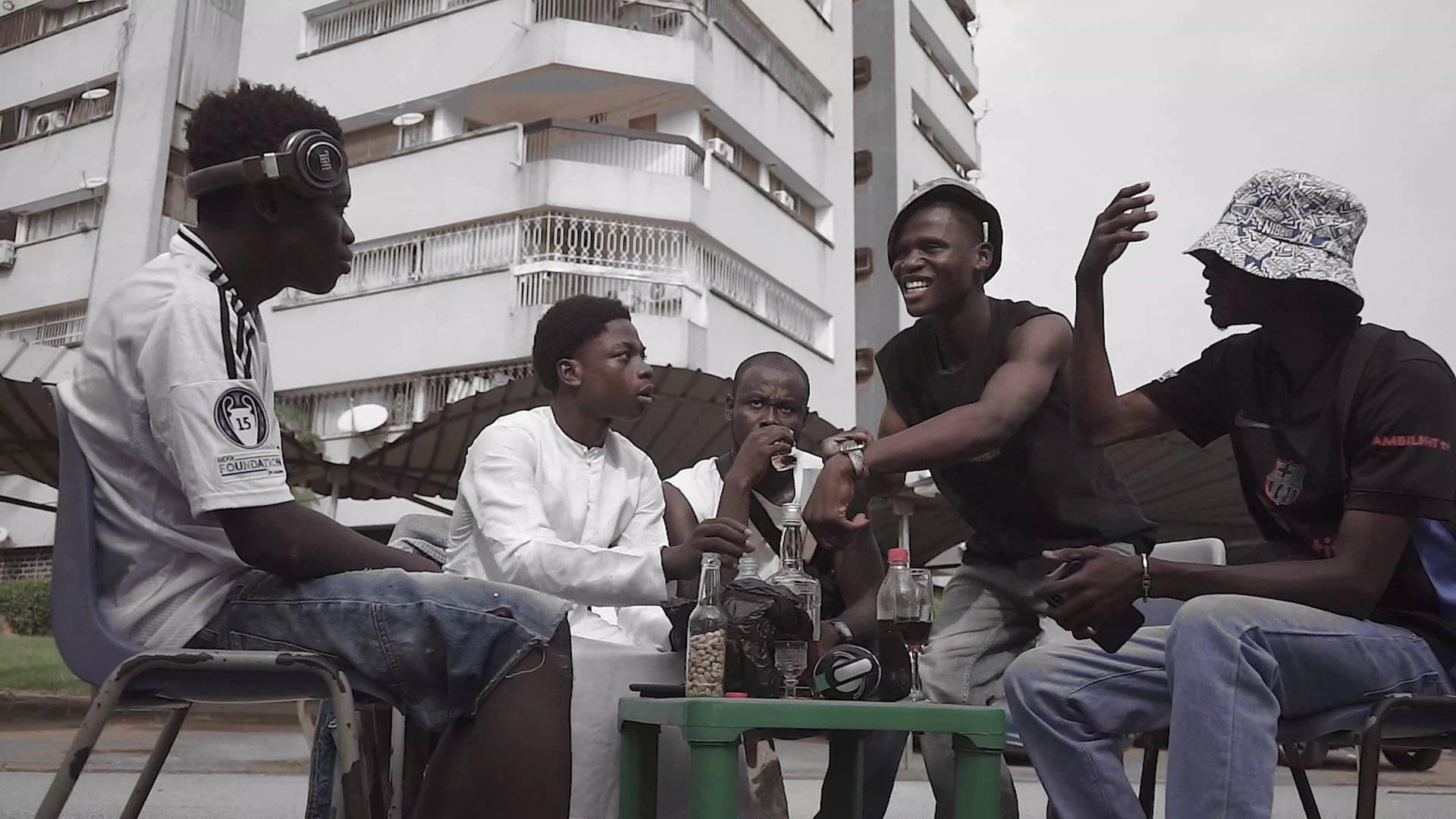 Smart Mag - Guerre civile au Libéria Un combattant rebelle à Monrovia ...