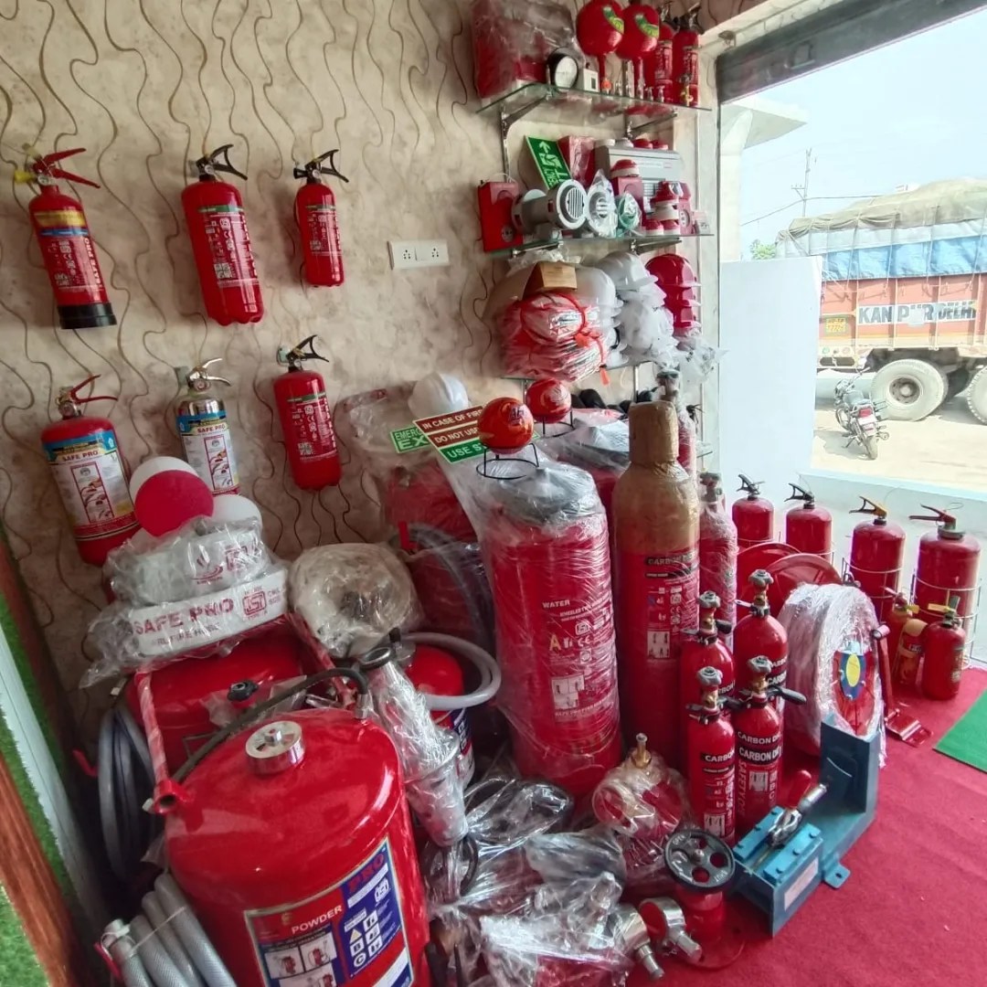 👨‍🚒 🚒 🧯 Fire Safety small display... - Fire India Services | Facebook