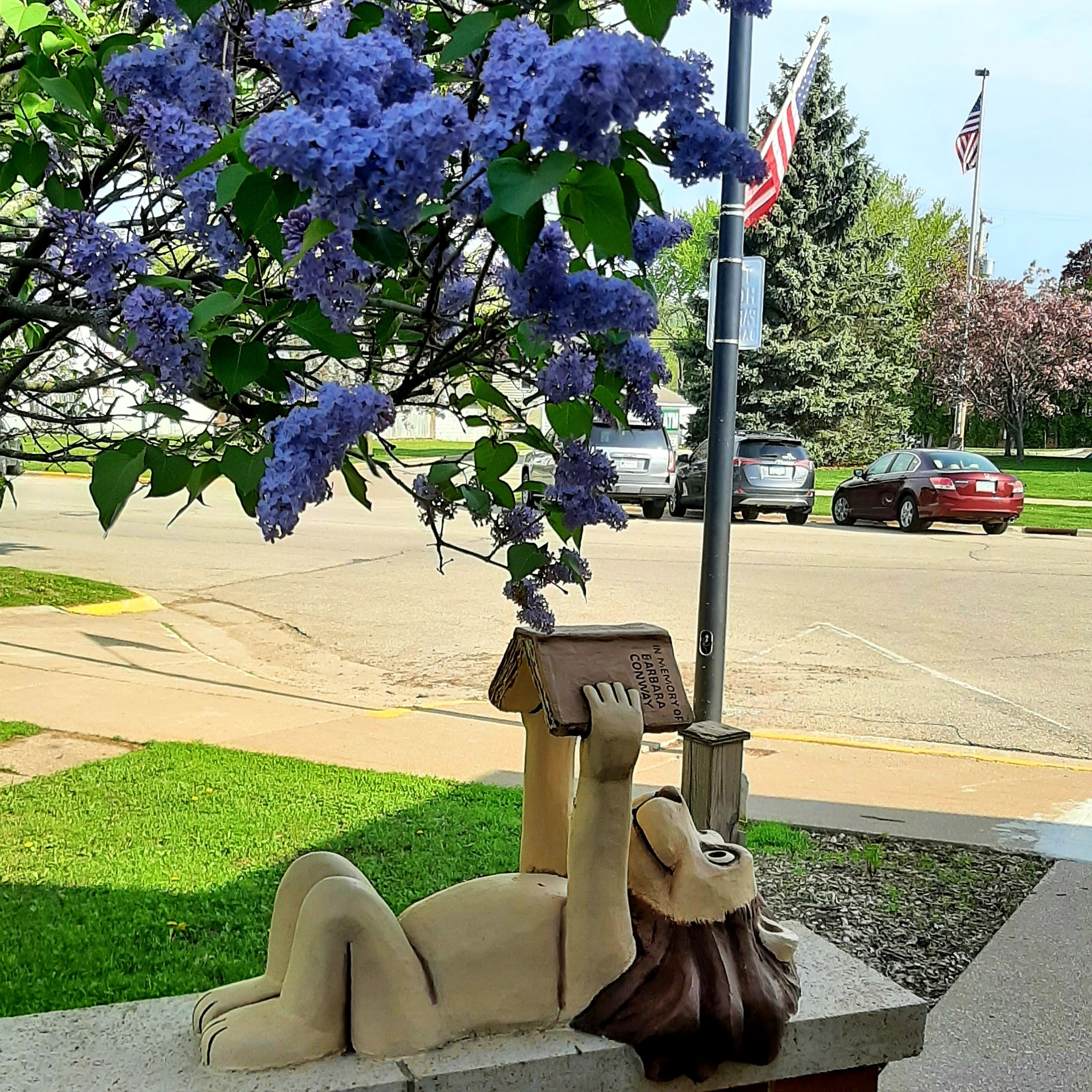 The library is seeking an... - La Crescent Public Library | Facebook