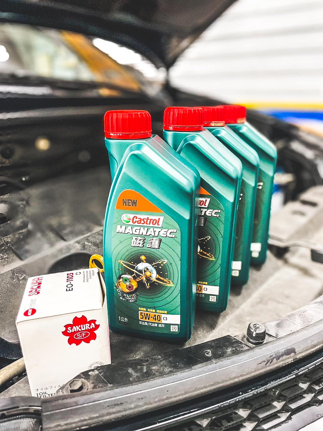 東展輪胎有限公司 - 《 TOYOTA 豐田 RAV4 》 🇬🇧Castrol嘉實多5W-40... | Facebook