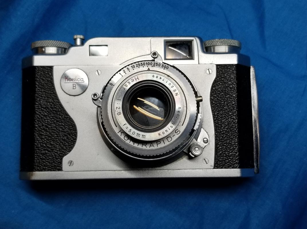 Konica Pearl IIB medium format camera review