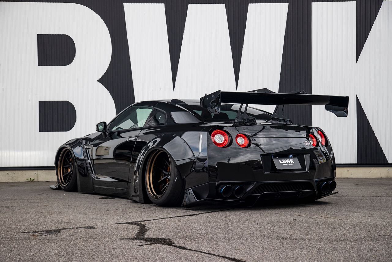 LIBERTY WALK®︎ LB-WORKS NISSAN GT-R R35 type 1.5 Finished