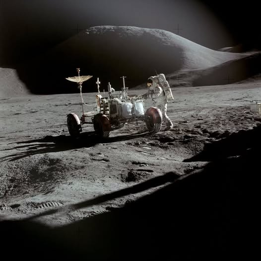 Interstellar - It's very hard to judge distances accurately on the Moon ...