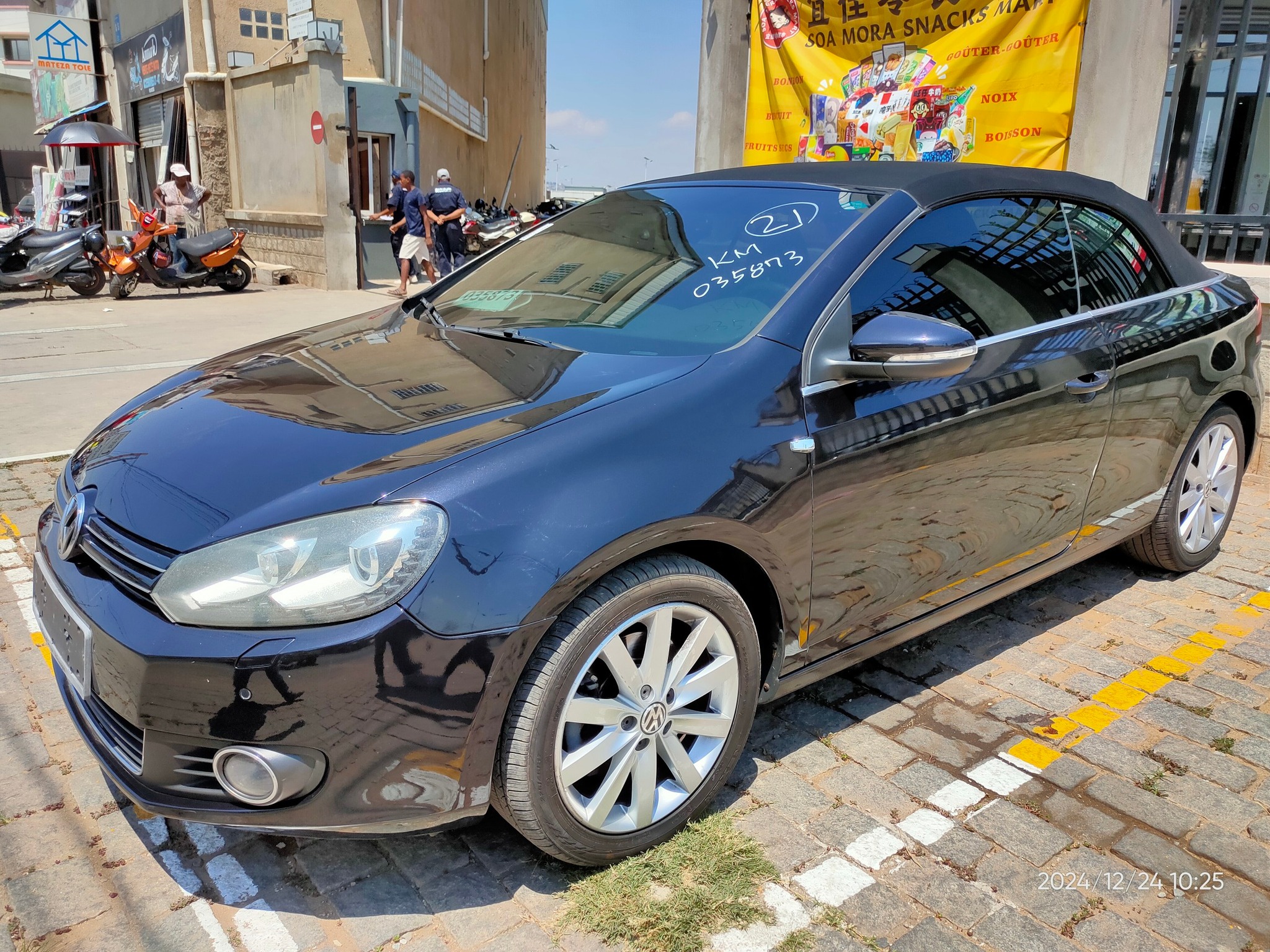Je3 car | Antananarivo