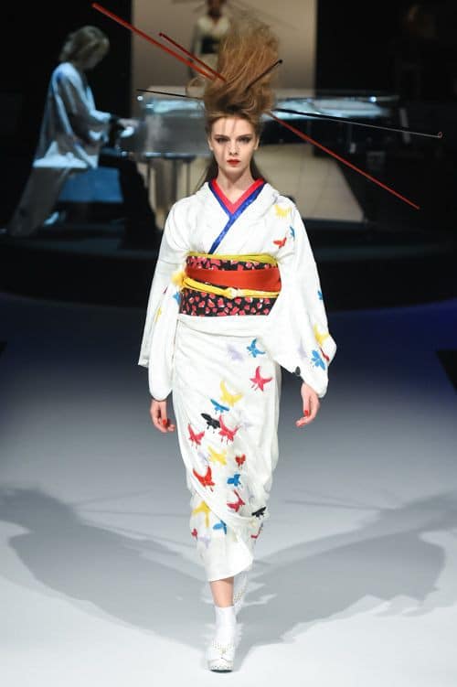YOSHIKIMONO is a japanese beautiful traditional craft. These 