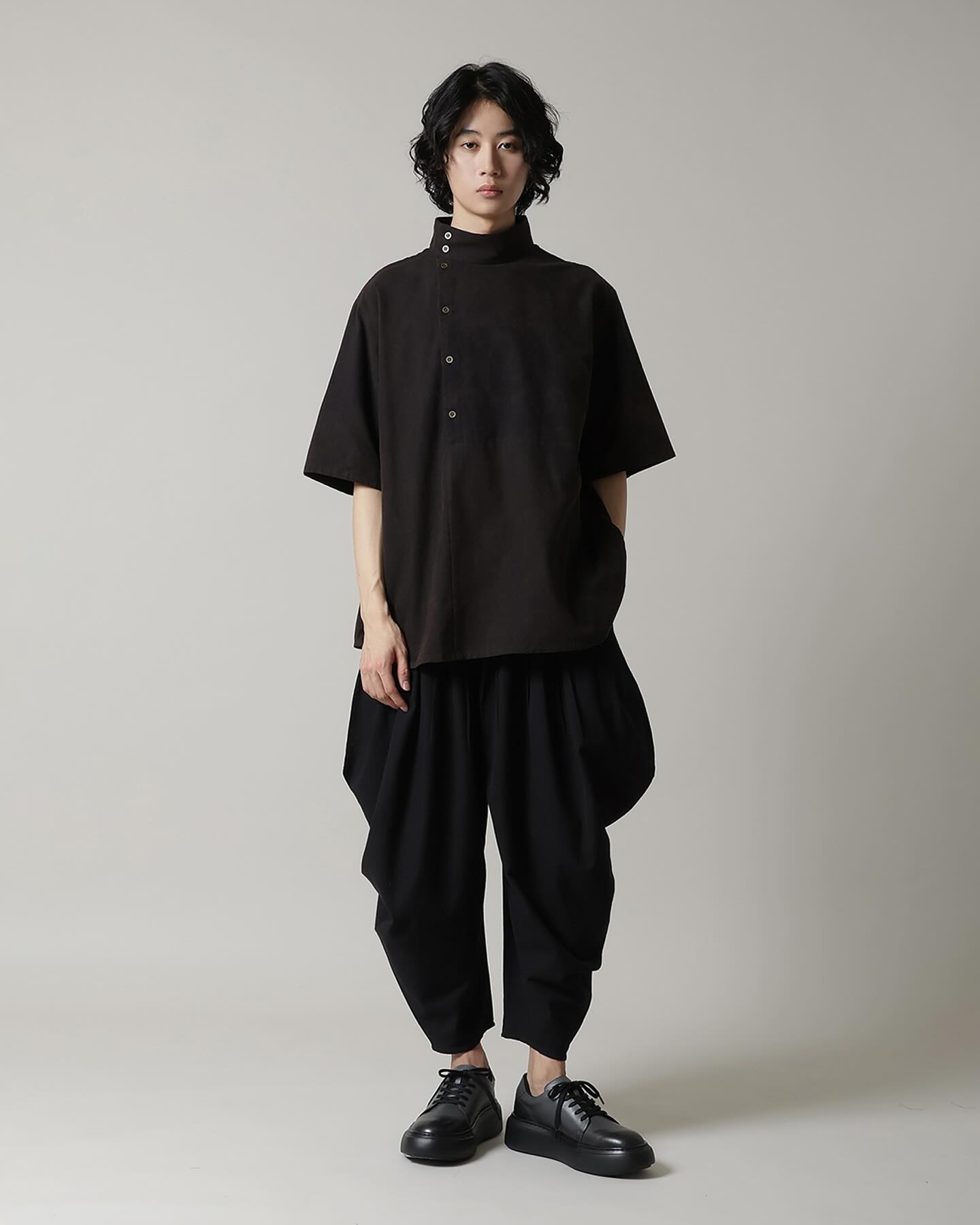 ERIKO YANAGUCHI ブラックケープ Eriko yamaguchi - Eriko yamaguchi added a new photo.