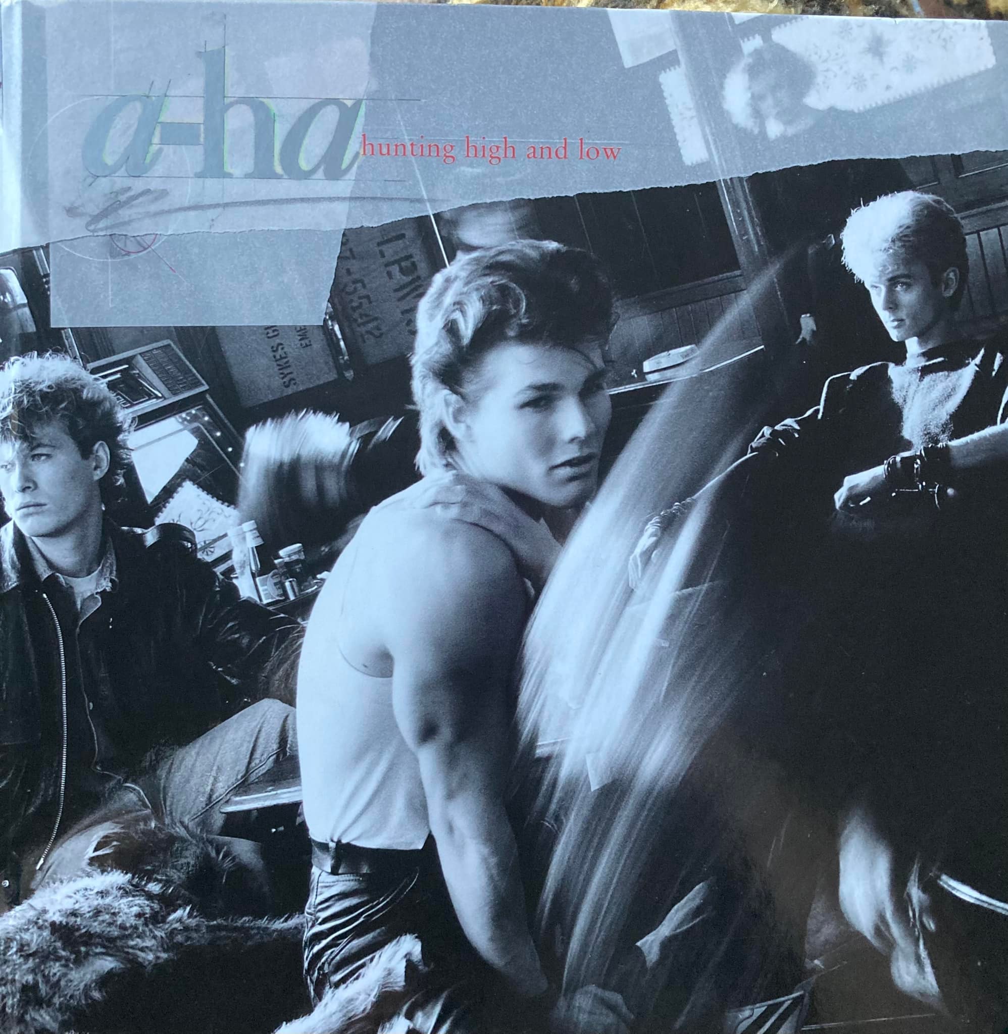 As announced earlier this year, a four CD/DVD 'Hunting High And