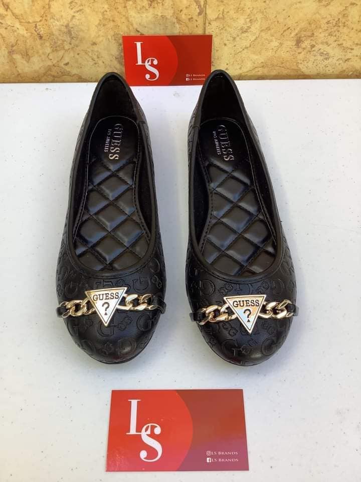 LS Brands - ️ Flats GUESS ️ Talla disponible #3mx $1,090...