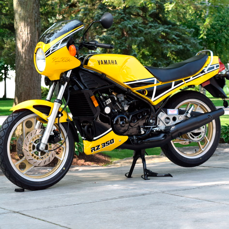 Yamaha RZ350 Kenny Roberts edition with MikesXS parts