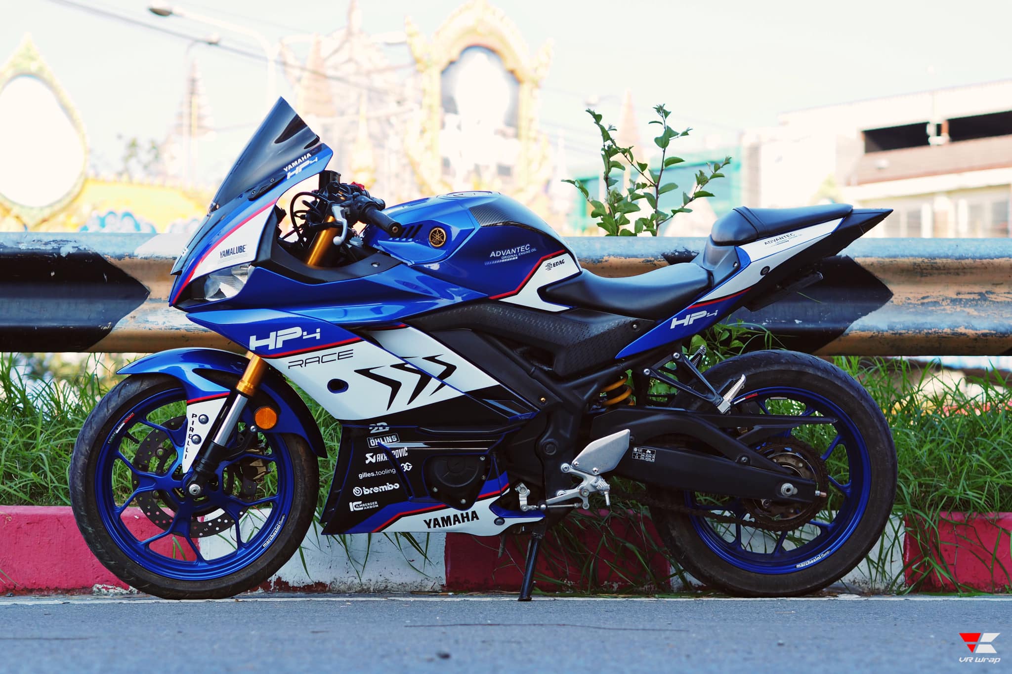 VR Wrap - Yamaha R3 ติดตั้งสติกเกอร์ kit ลาย HP4... | Facebook