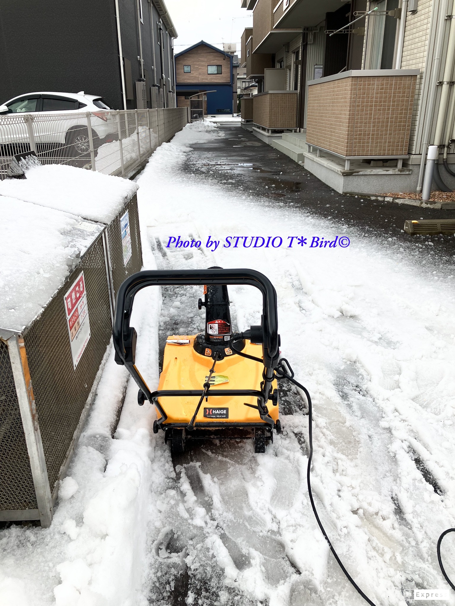 ようやっと最後の除雪を完了しました? 雪捨て場に☃️していた未使用 