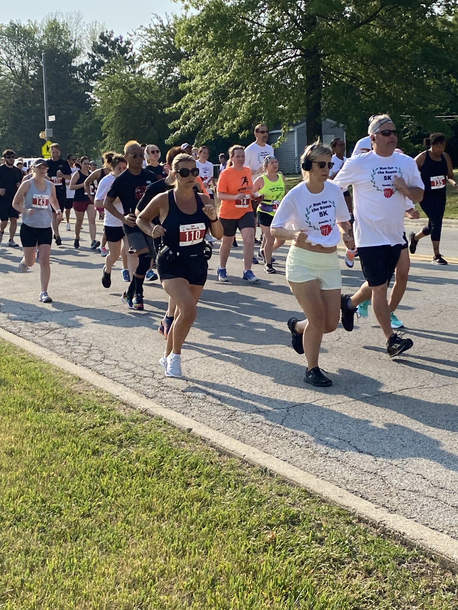 Roselle Run for the Roses 5k