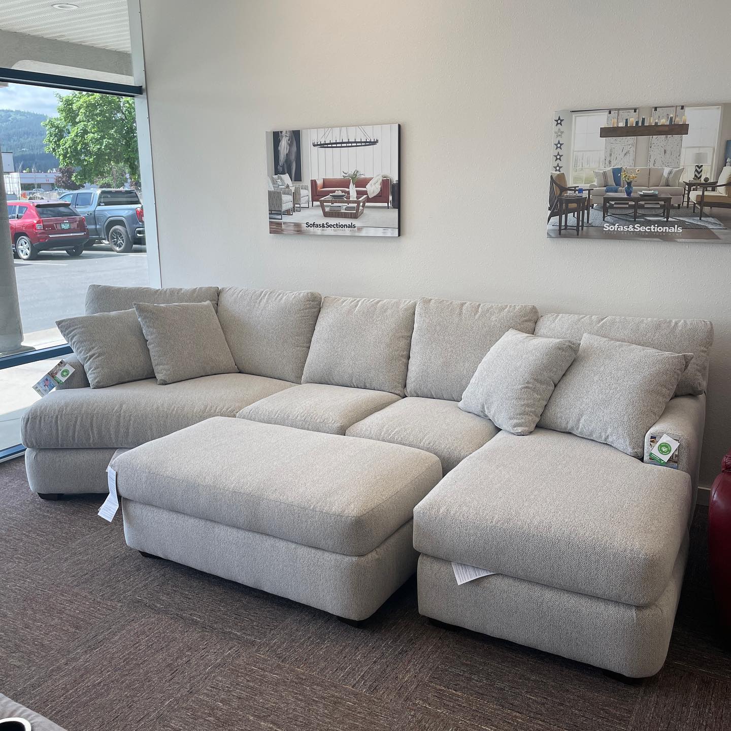 Sofas and Sectionals Retail Outlet | Post Falls ID