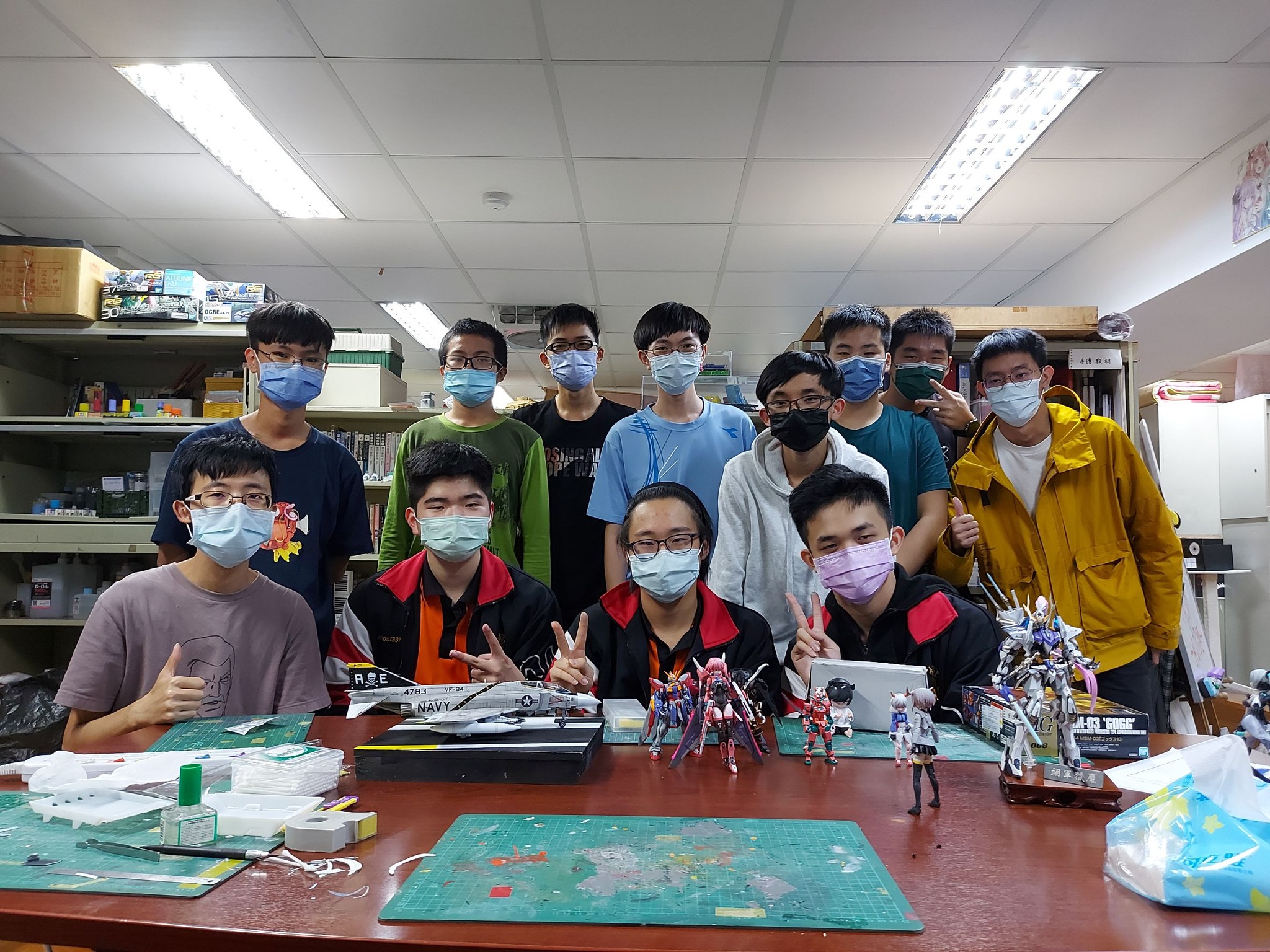 北科ACGM研究社 - 大安模型社 X 北科ACGM模型部 模型交流會大成功(*´ω`)人(´ω`*)... | Facebook