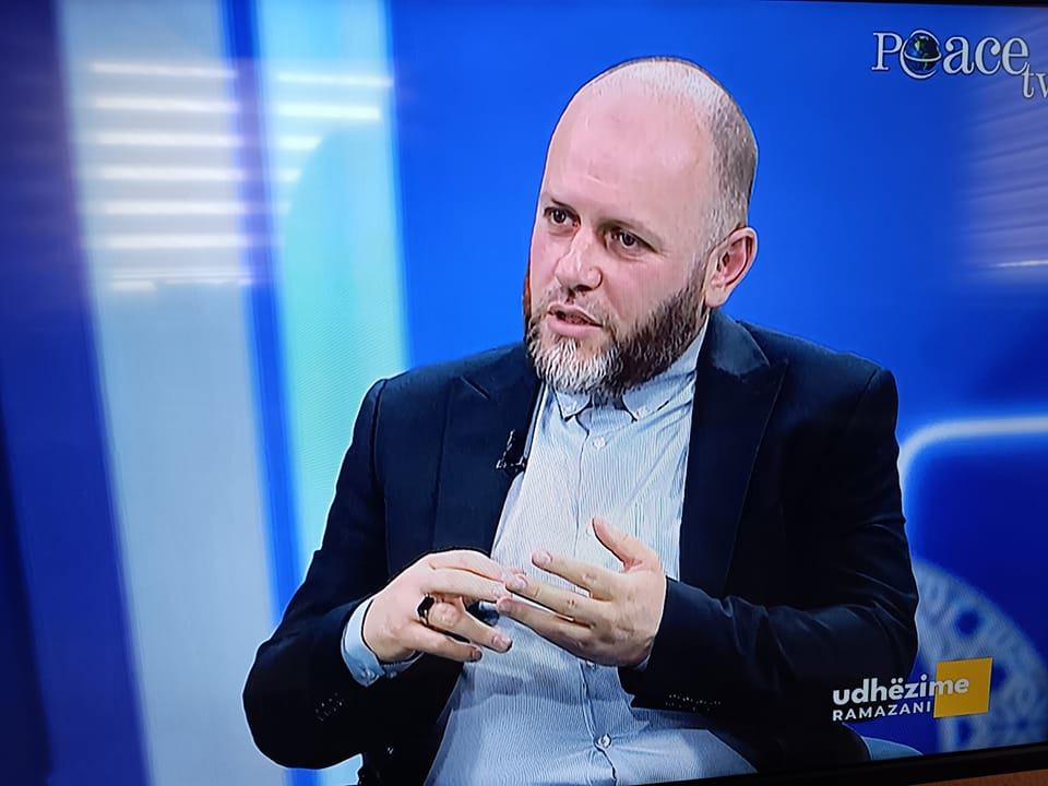 Jepi zë - 27 vite më parë foto e shkrepur në Zonën Operative të Shalës ...
