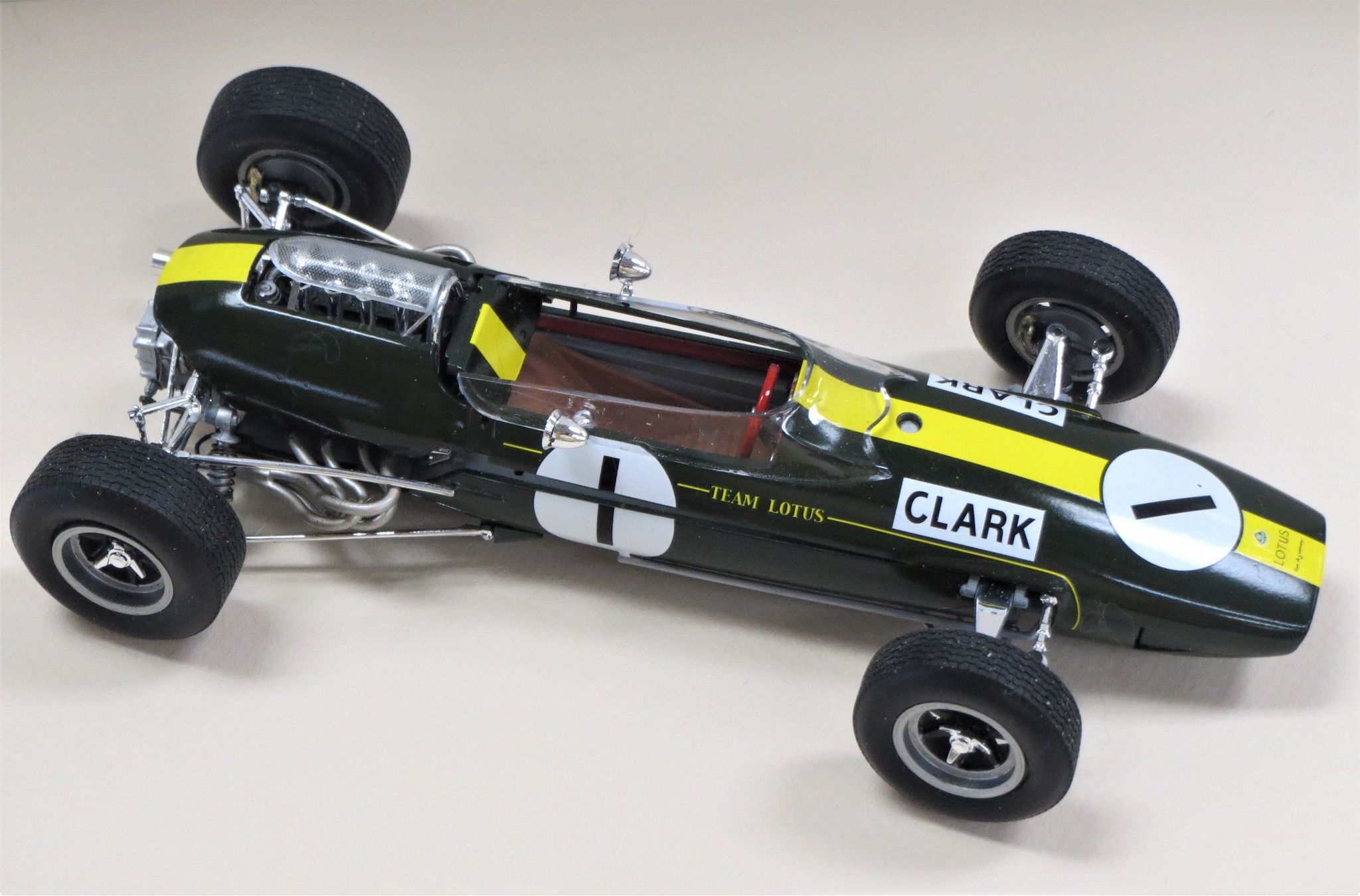Ebbro 1/20 Lotus 88B complex F1 model kit