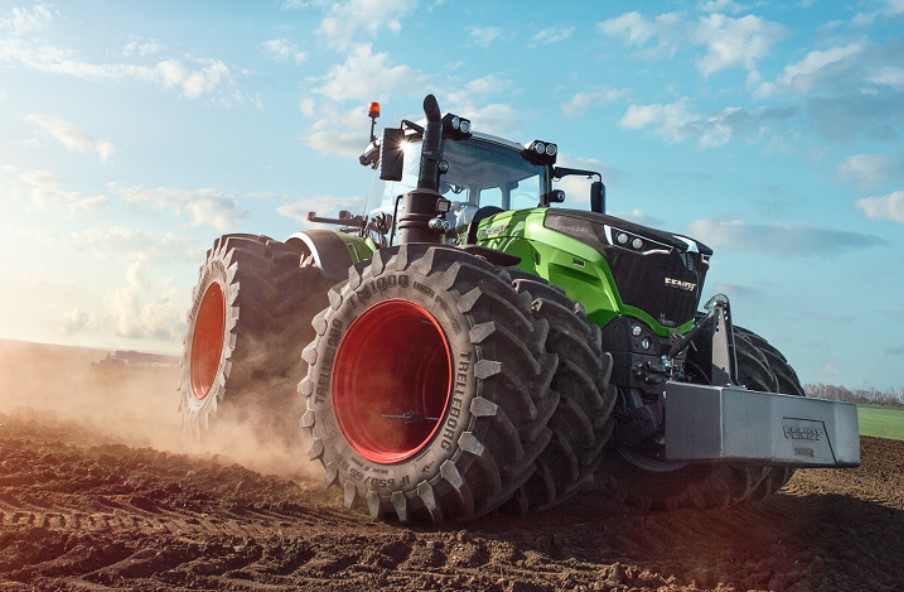 True - 💥500+ Horsepower in a Wheeled Fixed Frame Tractor! Tillage ...