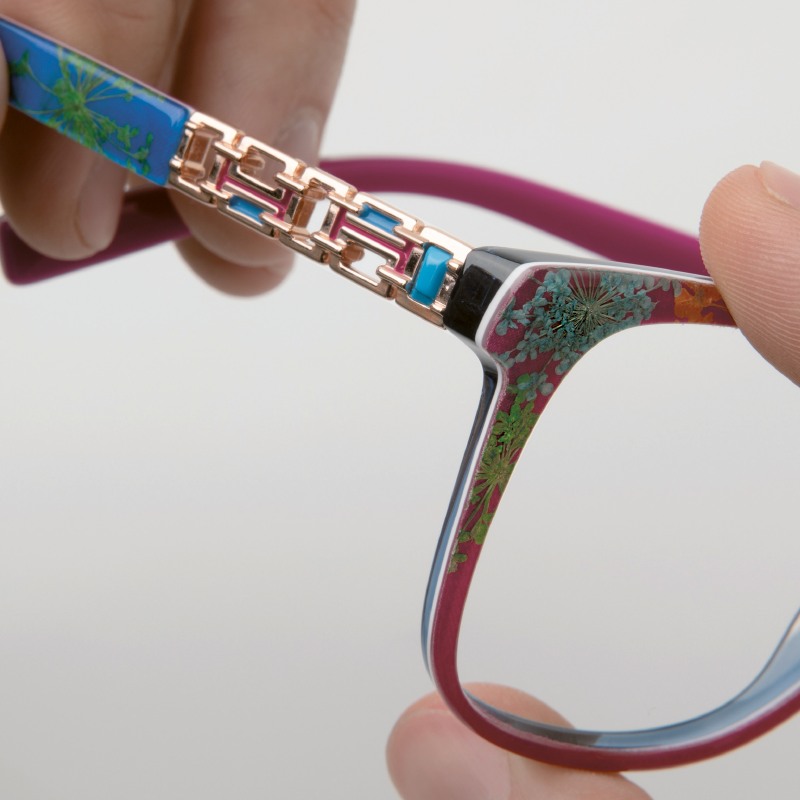 Floral arrangement. Salvatore Ferragamo's “Fiore” sunglasses