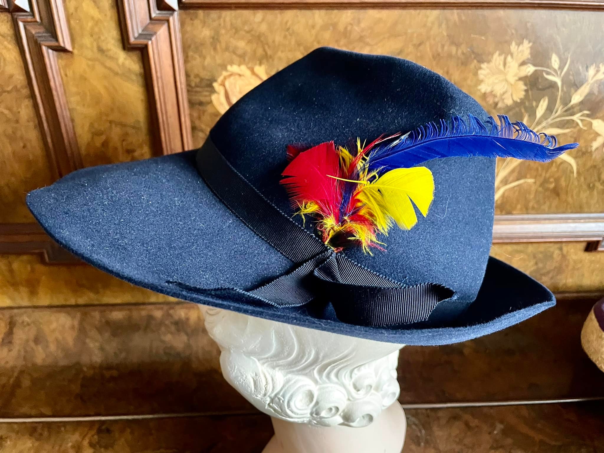 What is the name of the 1940s Winchester Stetson hat?