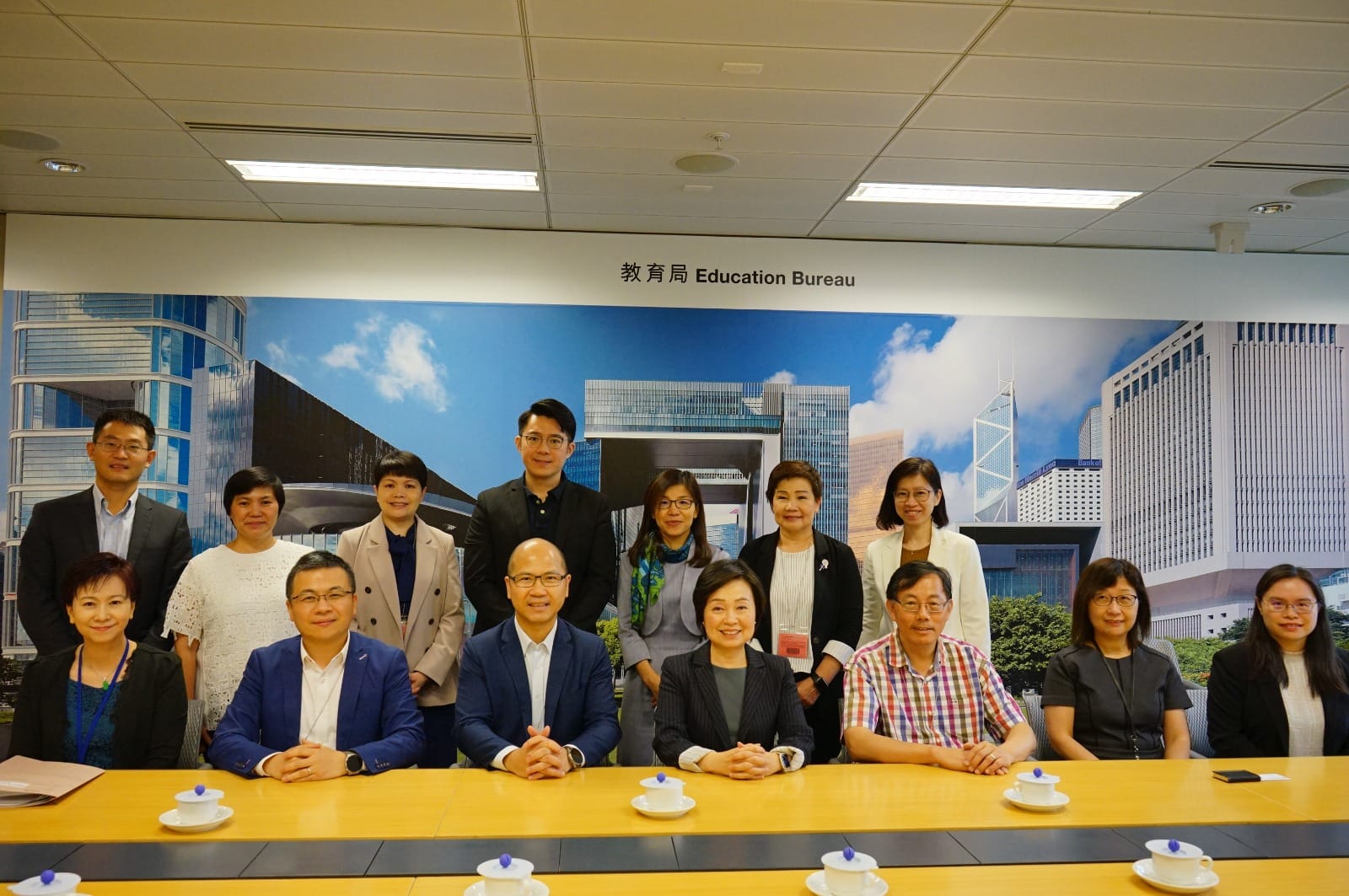 香港教育工作者聯會 - 【新聞稿】即時更新 教聯會與教育局會晤 共商香港教育發展...