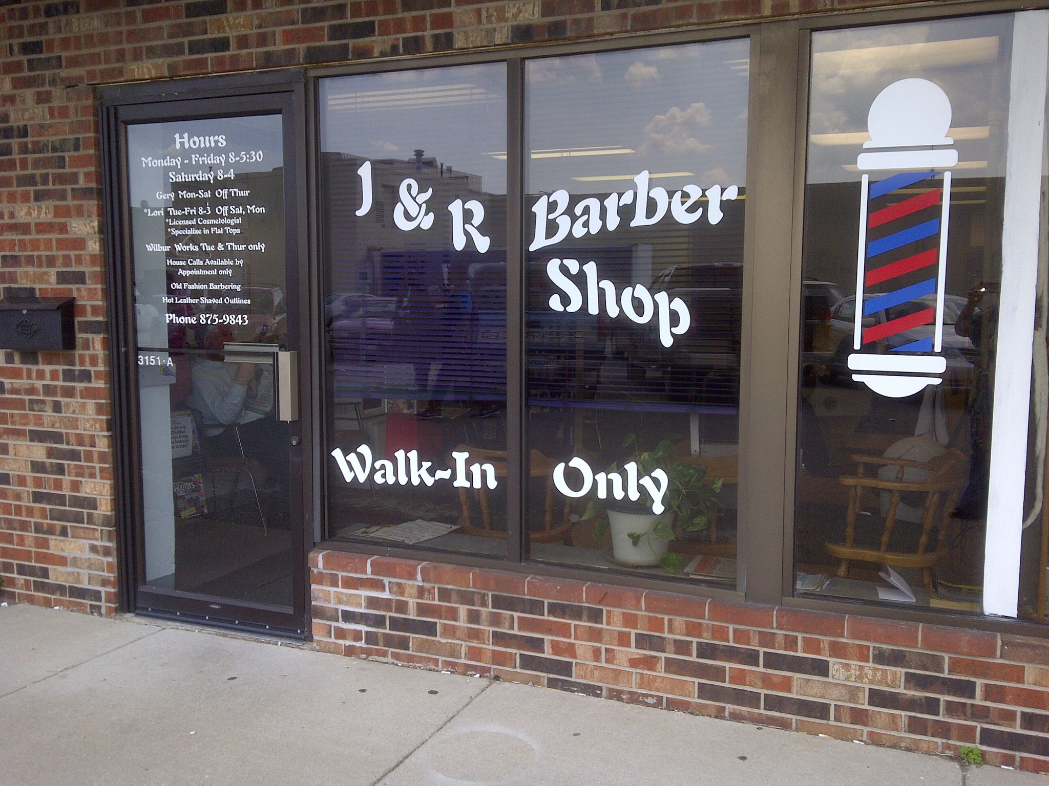 J & R Barber Shop | Decatur IL