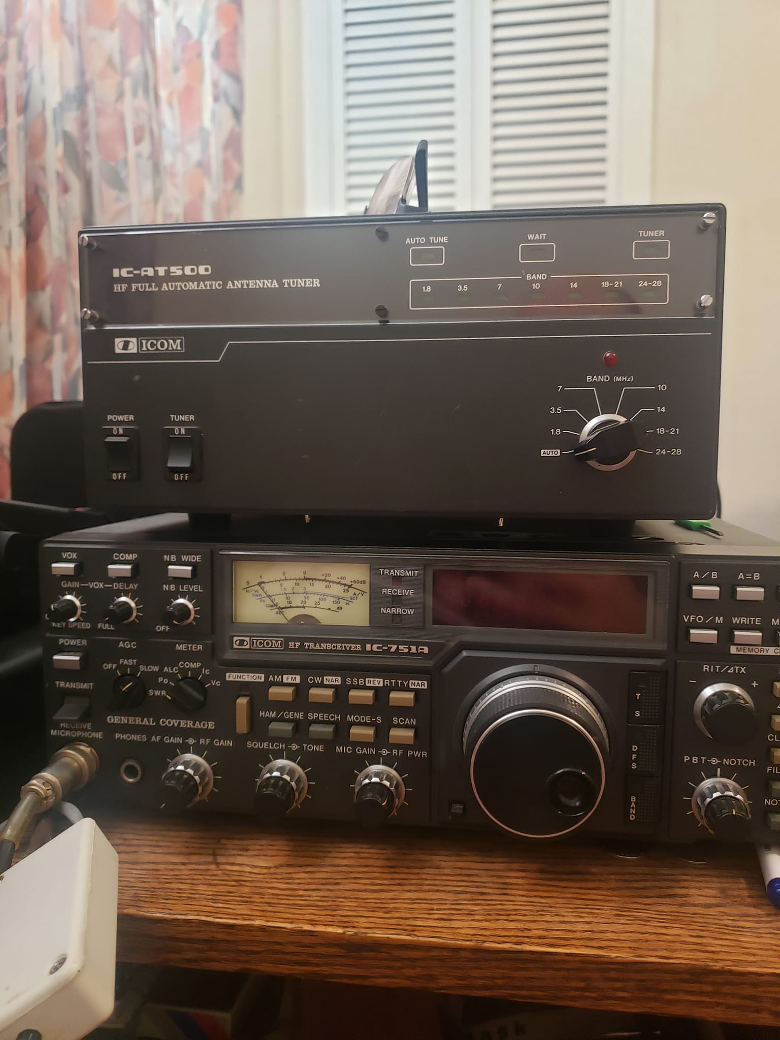 Icom AT-500 and Ten Tec Hercules II