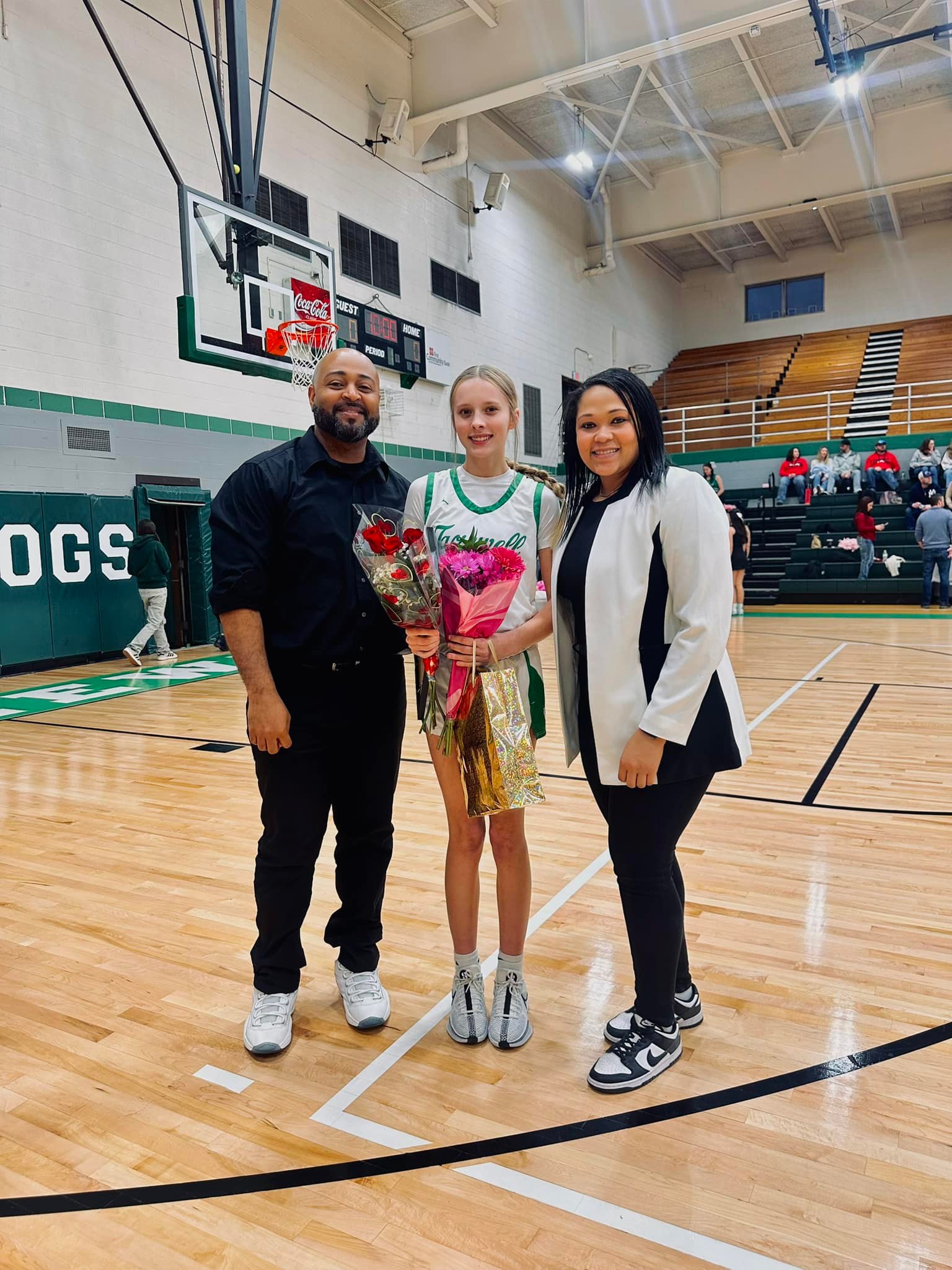 Tazewell High... - Tazewell High School Girls Basketball