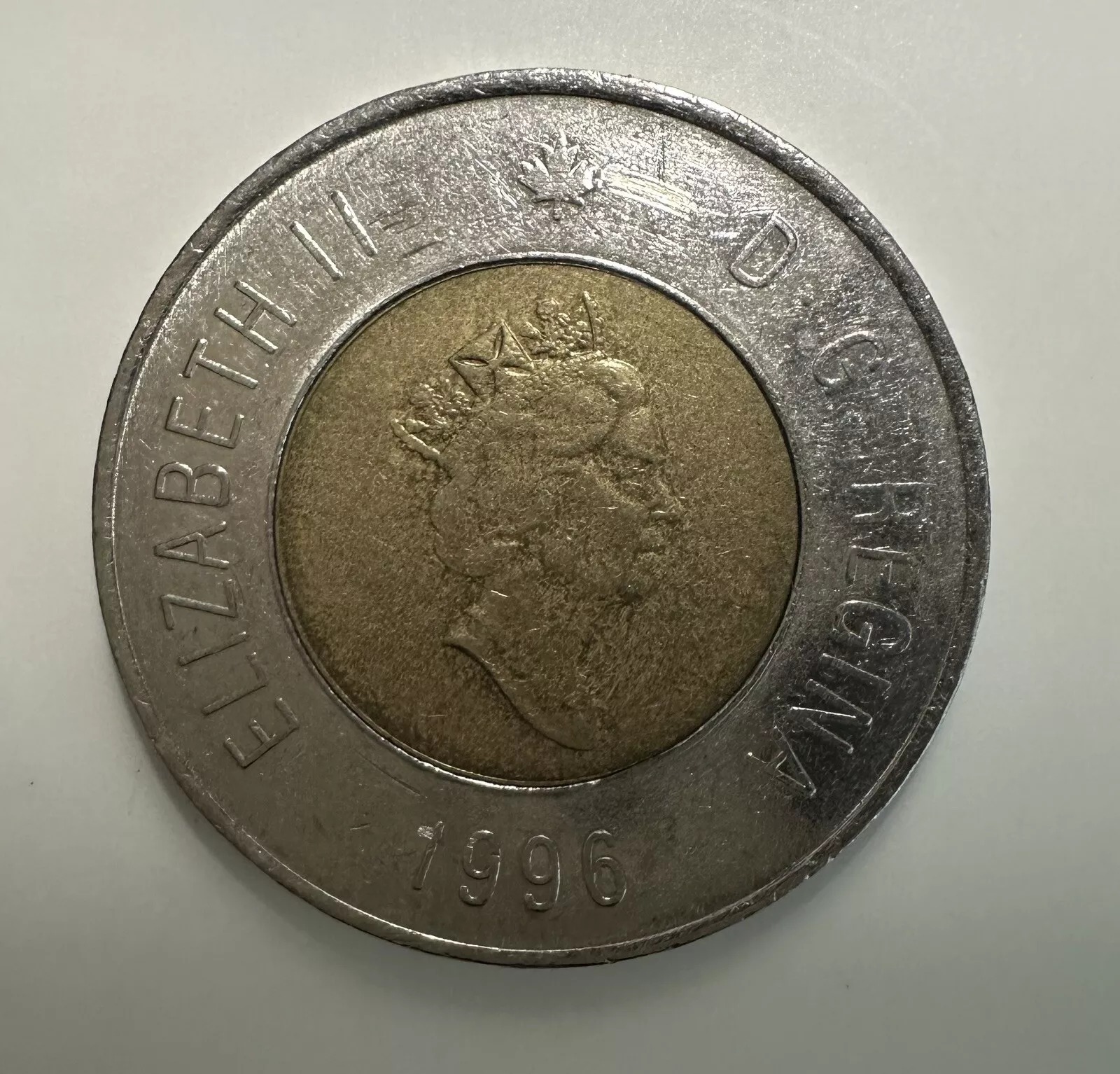 Is a 1996 2 Canadian dollar coin still valid?