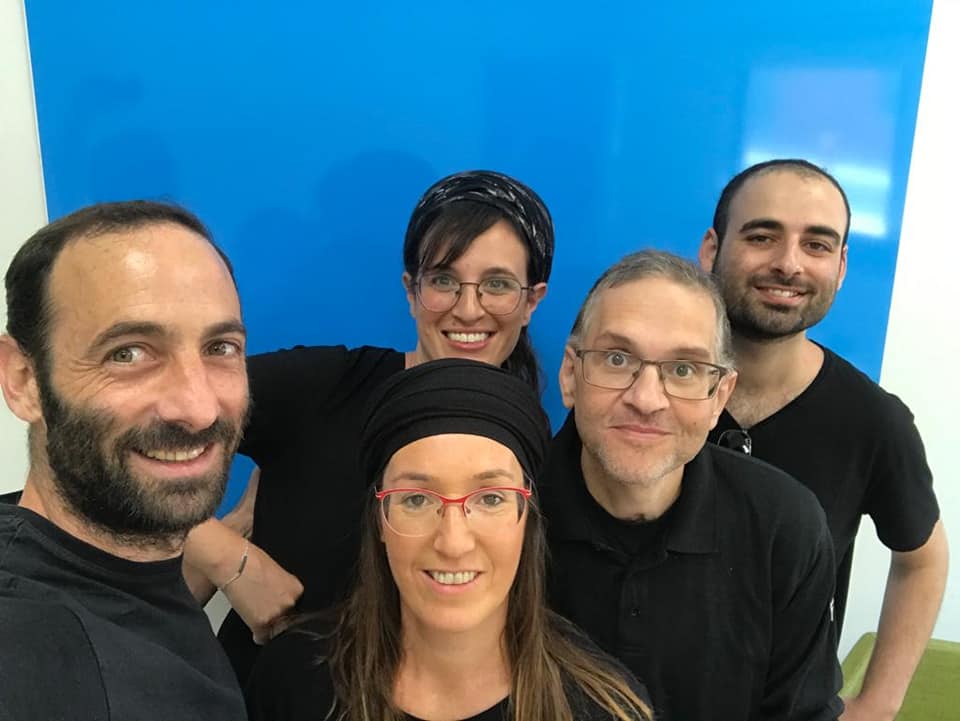 מורים. בואו נדבר על מורים. מורים... - המחתרת-תיאטרון פלייבק | Facebook