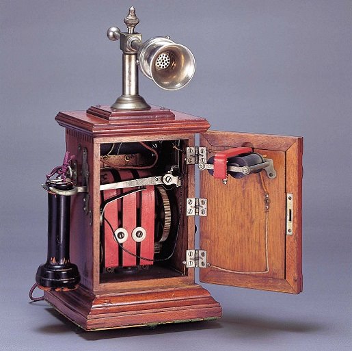 大正8年 日本電気 NEC 磁石式卓上電話機 骨董品 アンティーク 当時物 NEC - 【社史39：デルビル磁石式乙号卓上電話機（1900年
