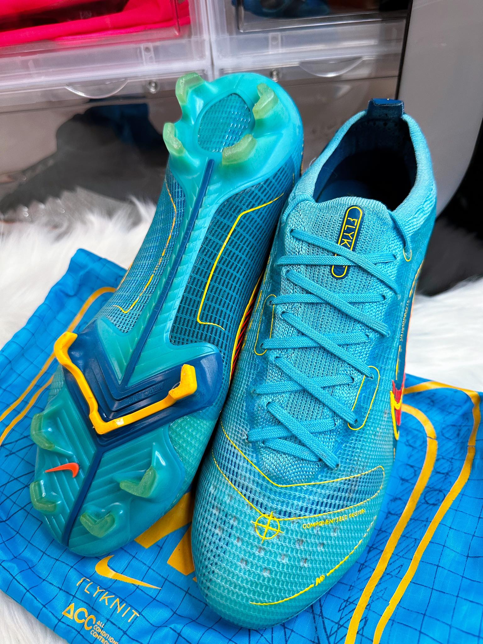 Mercurial Vapor 14 Elite FG Size 43 ( 27.5 CM ) ?? Second hand 