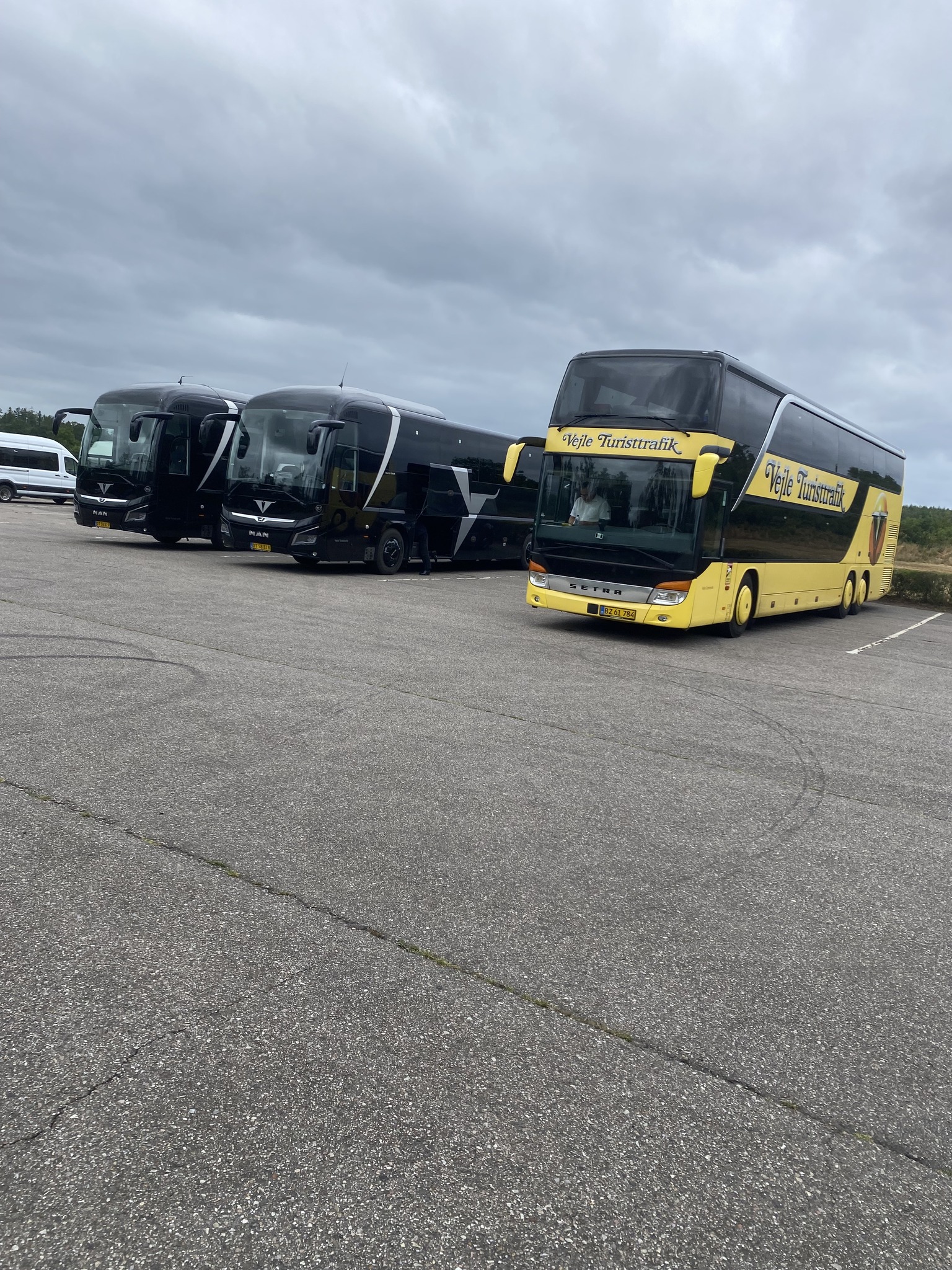 VTBus - 🚌 🚌 🚌🎢 VT Bus i Djurs Sommerland med tre... | Facebook