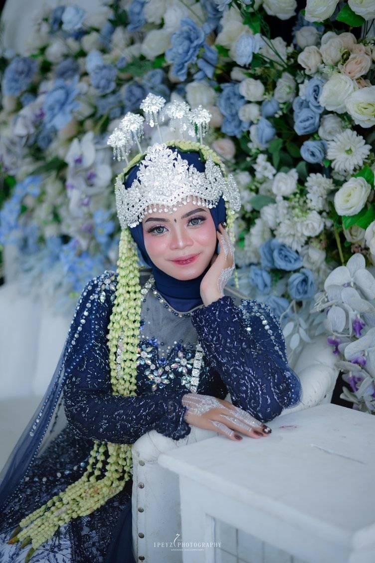 Rengganis Hadisna