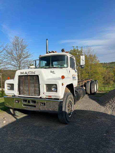 1985 Mack r60 - Commercial Vehicles - East Farmingdale, New York ...