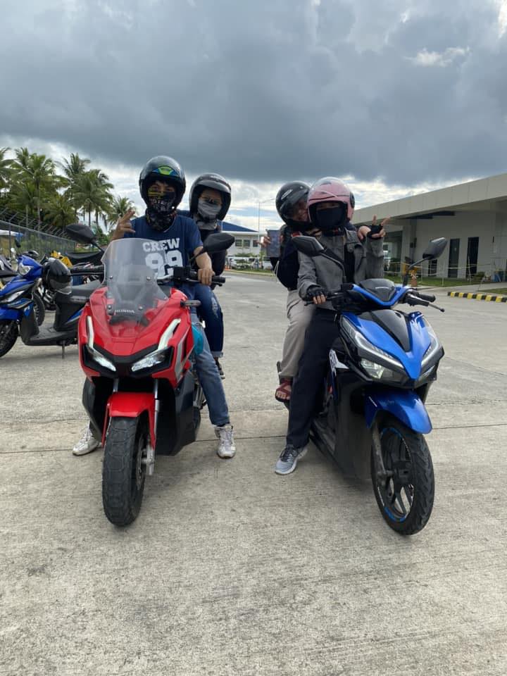 BRB - February 2019 BRB MOTORCYCLE RENTAL Happy Riders!😆🤩 