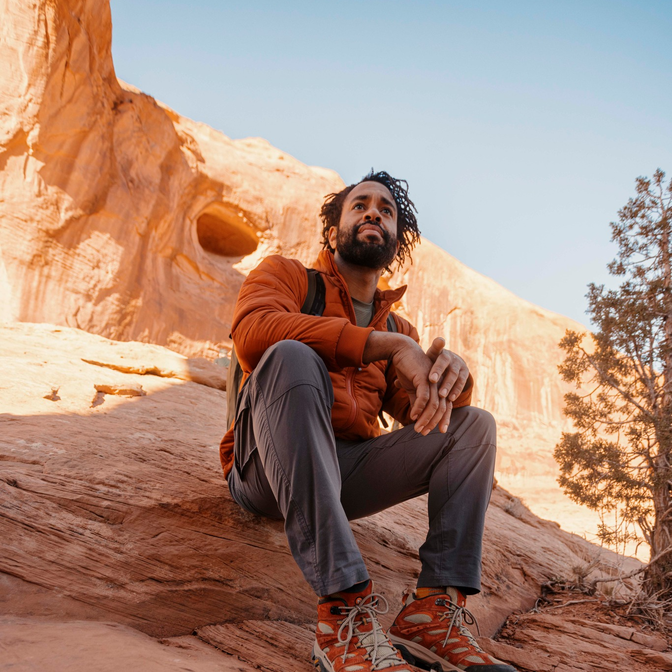 Merrell - Un buen finde empieza con un buen look 😎 Dale onda a tus ...