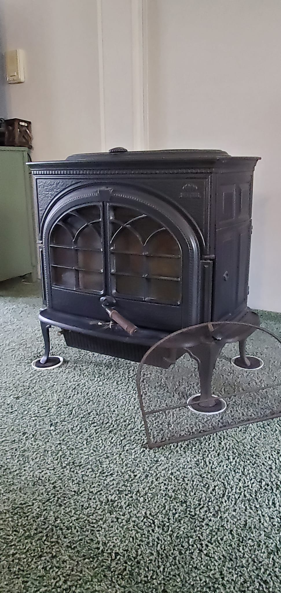 Jotul F-600 Firelight CB wood stove long term performance and user