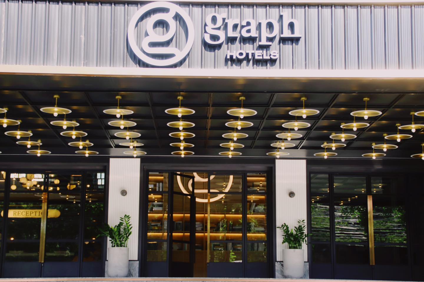 GRAPH Hotels - ขอบคุณเพจ นักรบตะวันออก...