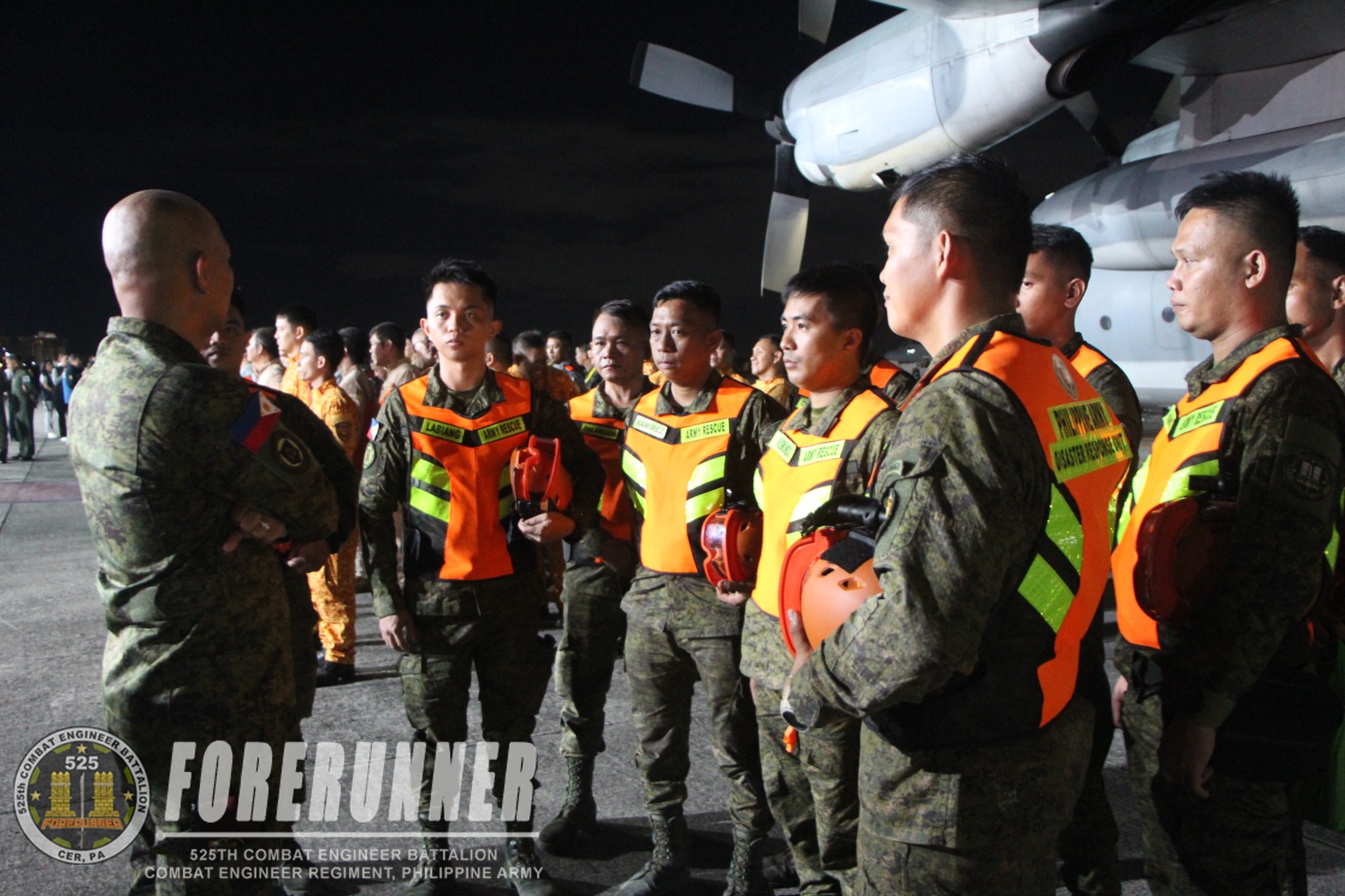 525th... - 525th Combat Engineer 