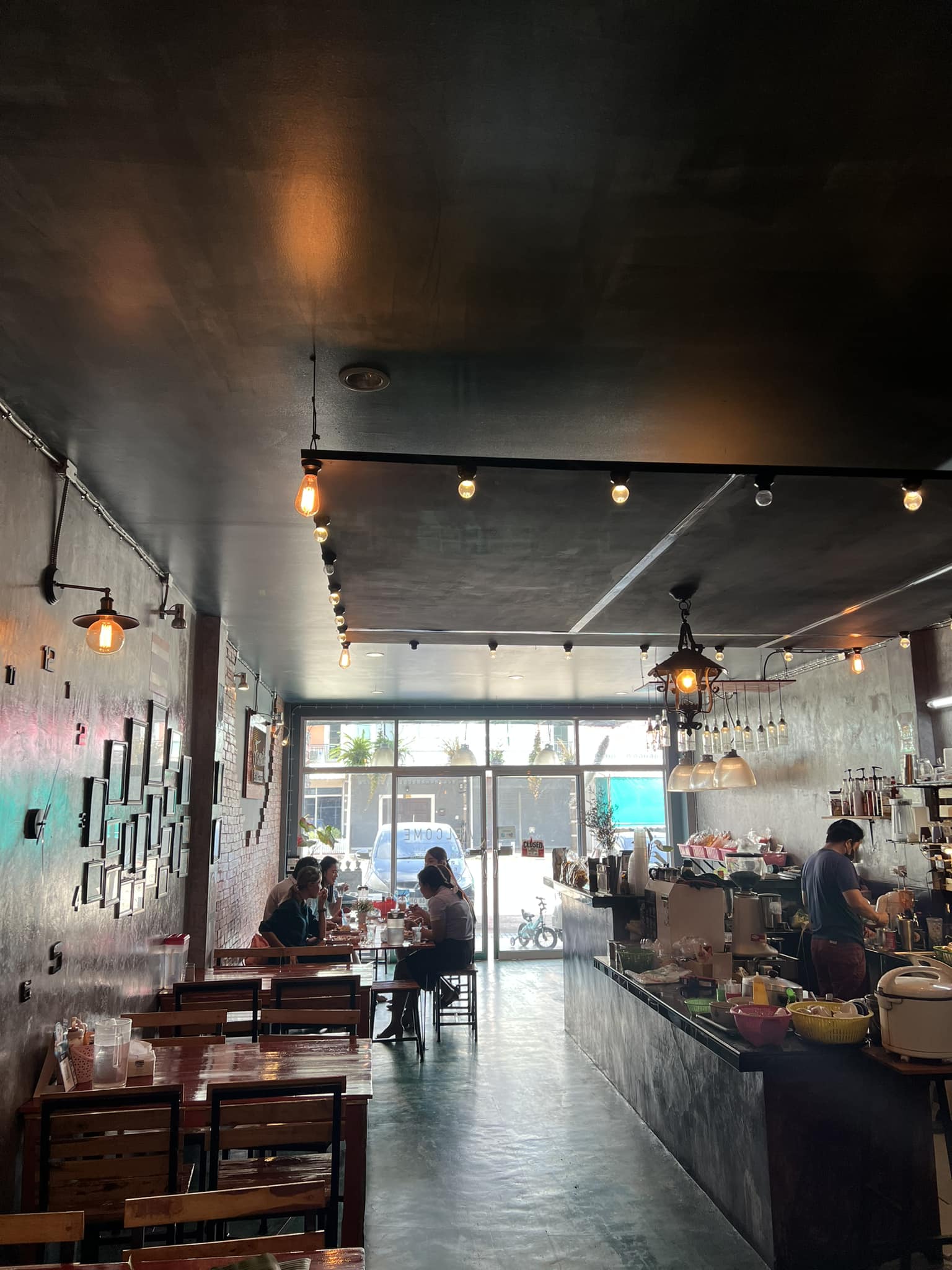 Family cafe' - มิ้อกลาง วัน ขอบคุณ นะคะ | Facebook