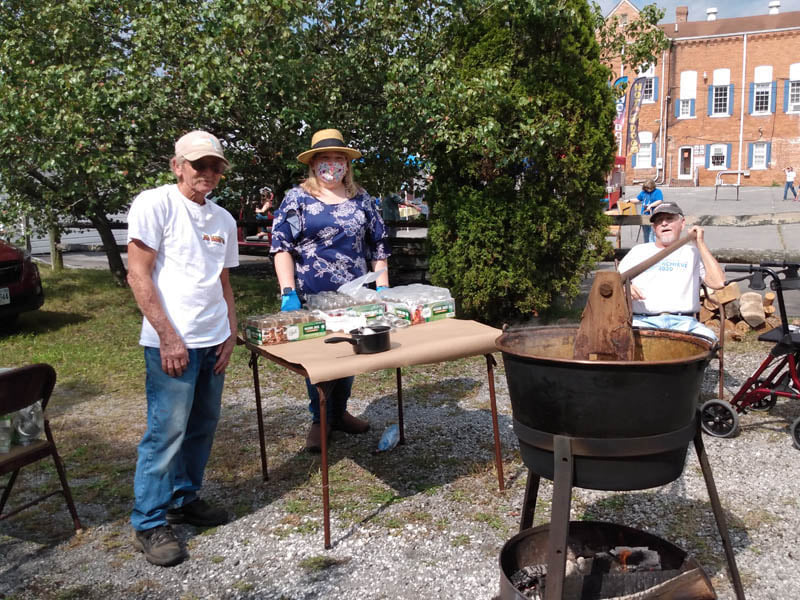 Our apple butter crew worked... - Holston Mountain Artisans