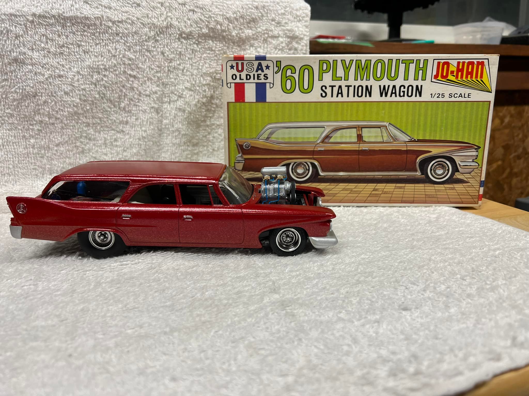 Combining Jo-Han model with custom engine bay installation