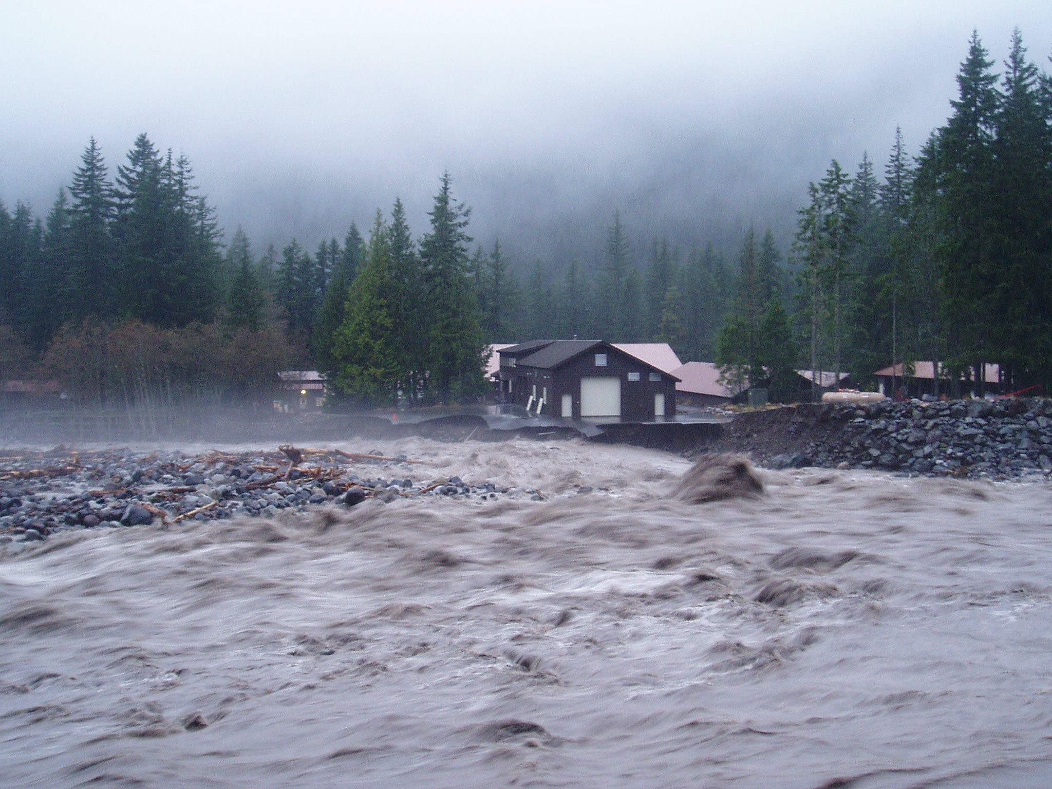 Seventeen years ago today,... - Mount Rainier National Park | Facebook