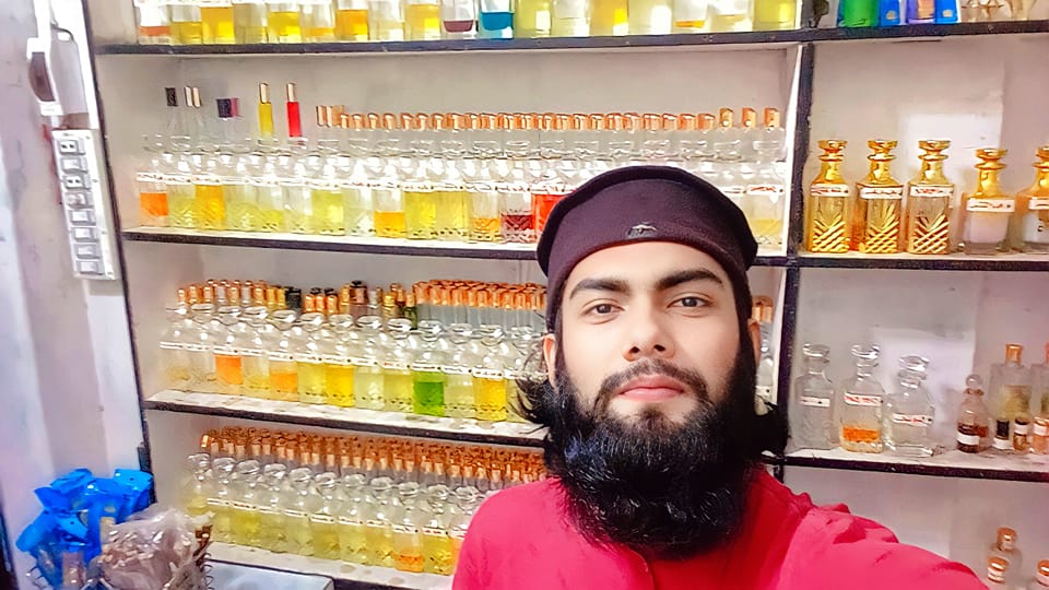 sheikh-bhai-shop-review-group