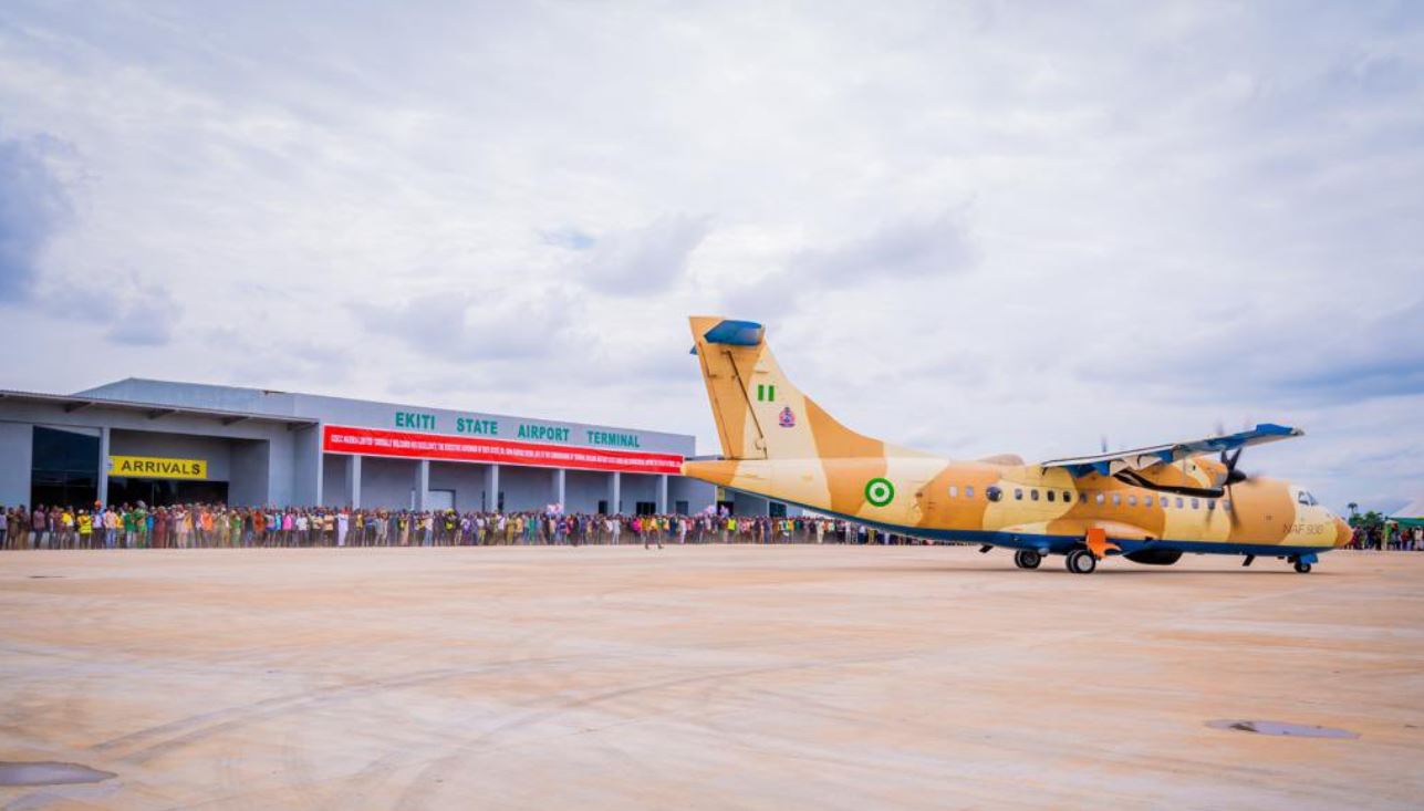 Hello Myanmar - နိုင်ဂျီးရီးယားမှာ တရုတ်တည်ဆောက်ထားတဲ့လေဆိပ်ကို စတင ...